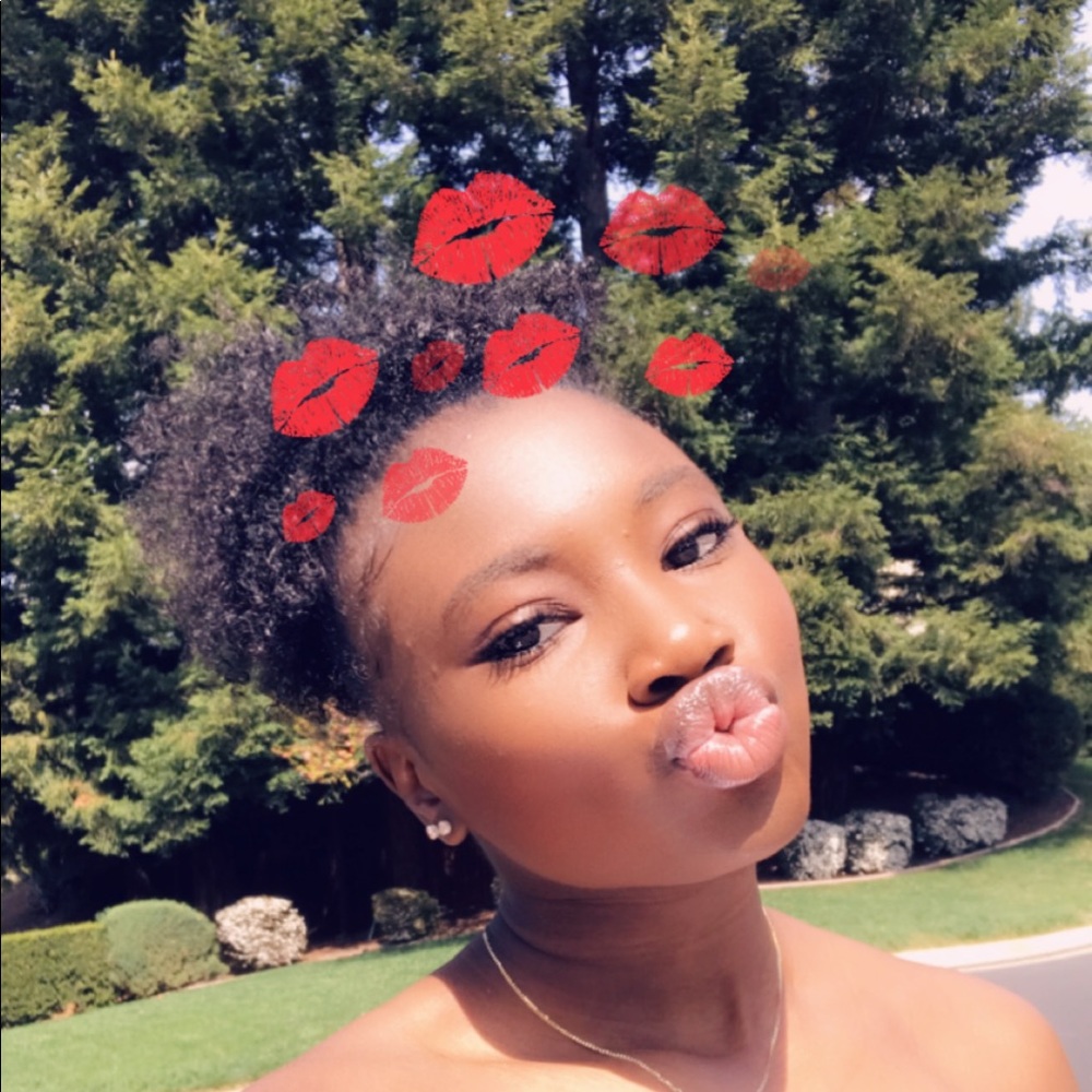 Meet your Posher, Xianna